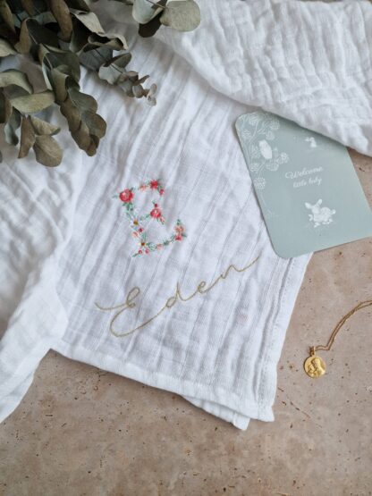 Lange blanc broderie initiale fleurie "Héloïse" – Image 2