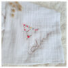 Lange blanc broderie initiale fleurie "Ana" – Image 4