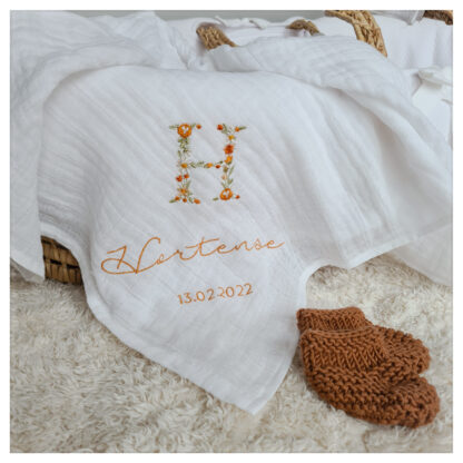 Lange blanc broderie initiale fleurie "Arthur" – Image 13