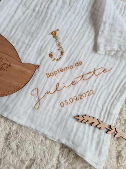 Lange blanc broderie initiale fleurie "Arthur" – Image 6
