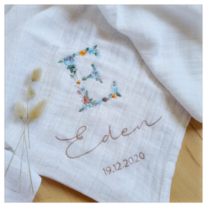 Lange blanc broderie initiale fleurie "Eden"