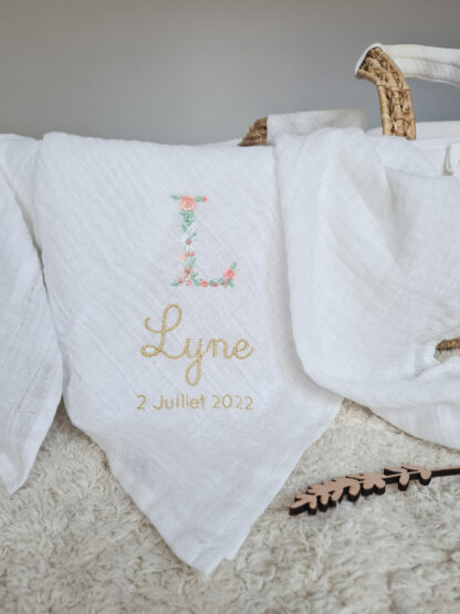 Lange blanc broderie initiale fleurie "Lyne"